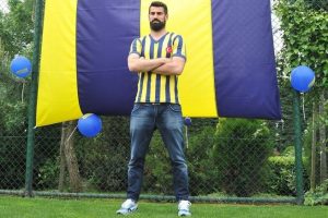 "Biz b&uuml;y&uuml;k bir aileyiz"