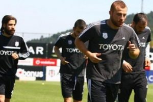Beşiktaş'ta eksik idman!