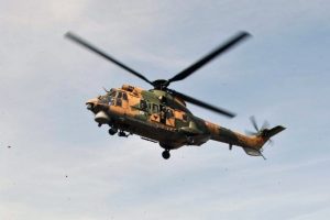 Mermiler helikoptere isabet etti