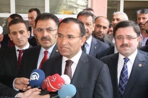 "Haberlerde okudum ve &ccedil;ok &uuml;z&uuml;ld&uuml;m"