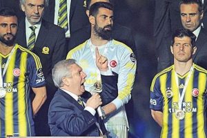 O taraftar gurubundan Aziz Yıldırım'a cevap geldi