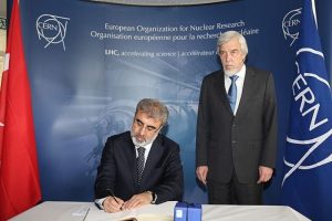 T&uuml;rkiye CERN'le ortak &uuml;yelik anlaşması imzaladı