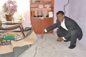 5 yıldır &ouml;l&uuml;mle burun buruna