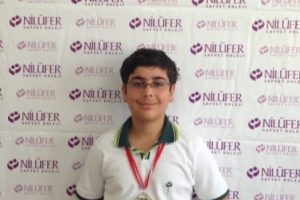 İneg&ouml;l &Ouml;zel Nil&uuml;fer Safvet Koleji d&uuml;nya 2.'si oldu