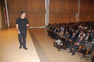 Belediye &ccedil;alışanlarına kişisel gelişim semineri