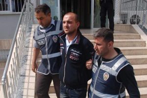 Cinayet ş&uuml;phelisini kredi kartı ele verdi