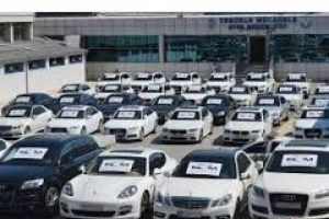 15 ilde eş zamanlı l&uuml;ks ara&ccedil; operasyonu