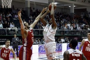 Tofaş Banvit &ouml;n&uuml;nde ilk ma&ccedil;ı kaybetti:82-78