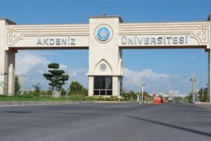 &Uuml;niversitede eğlence ve konserler iptal