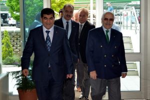 "Bursaspor'un layık olduğu yere gelmesini istiyorum"