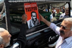 Mehmet İstif son yolculuğuna uğurlandı