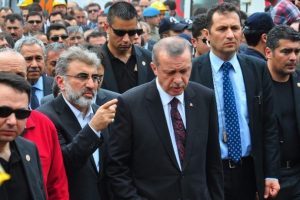 Erdoğan "Siz bu ahlaksızlara uymayın"