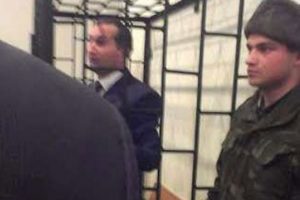 Azerbaycan'da gazetecilere hapis cezası