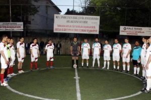 Maden kurbanları i&ccedil;in ma&ccedil;ta pankart