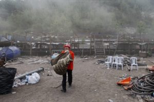 Maden ocağına &ccedil;ok sayıda asker sevk edildi