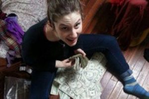 İkinci el koltuktan &ccedil;ıktı
