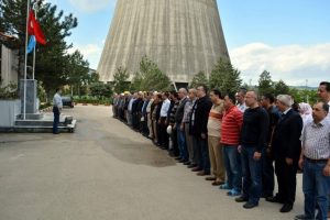 &Ouml;len meslektaşları i&ccedil;in iş bıraktılar
