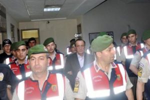 &Ccedil;akıcı'nın beyin tomografisi &ccedil;ekildi