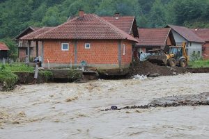 Bosna Hersek uluslararası yardım &ccedil;ağrısında bulundu