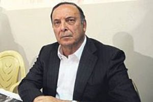 Alp G&uuml;rkan dolandırıcılıkla su&ccedil;lanıyor