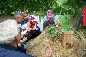 Doğum g&uuml;n&uuml;nde babasını kaybetti