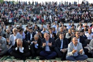 AK Parti Gen&ccedil;lik Kollarından Soma'ya dua