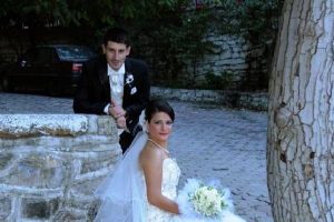 Dedesiyle aynı kaderi paylaşan m&uuml;hendis toprağa verildi