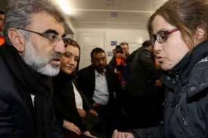 Bakan s&ouml;z vermişti! Cenazeye katılamadı!