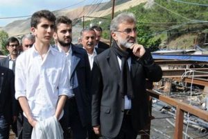 Taner Yıldız'a sordu: "3 yıl i&ccedil;inde ne yaptınız?