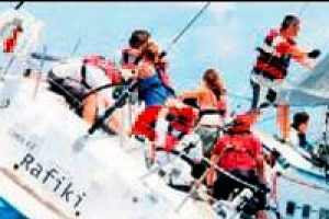 4 &uuml;nl&uuml; denizci Atlantik'te kayboldu