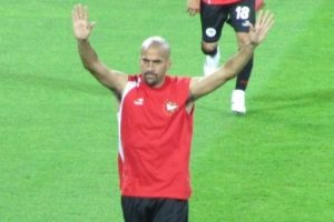 Veron futbola veda etti!