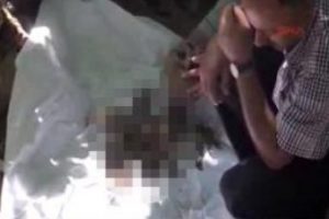 Mezarları g&ouml;zyaşları i&ccedil;inde taşıdılar