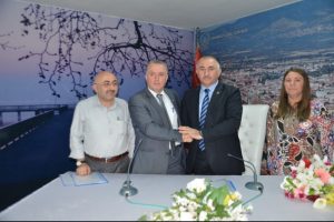 Belediye'de sosyal denge s&ouml;zleşmesi imzalandı