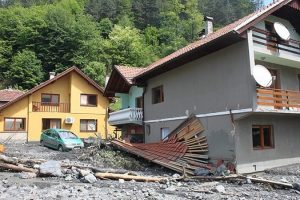 Başbakanlık'tan Balkanlar i&ccedil;in yardım kampanyası