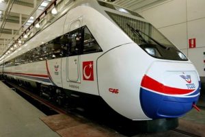 Ankara-İstanbul arası 3 saat 30 dakika