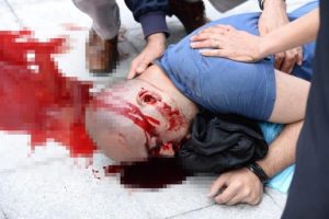 Olaylarda boynundan vurulan kişi kurtarılamadı
