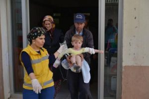 K&uuml;&ccedil;&uuml;k &ccedil;ocuğun acı dolu anları...