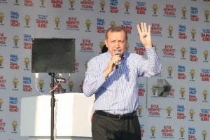 Sen dalga mı ge&ccedil;iyorsun?