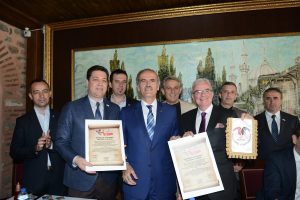 Arnavut basını Bursa'yı mercek altına aldı