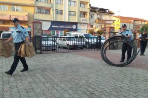 YHT hattından kablo &ccedil;alan 4 kişi g&ouml;zaltına alındı