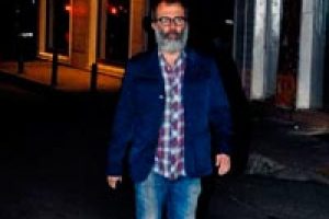 Sa&ccedil; sakal birbirine girmiş...