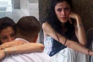 Gelinliği elinde g&ouml;zyaşı d&ouml;km&uuml;şt&uuml;, en &ccedil;ok o sevindi