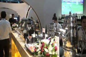 Moskava Havalimanı'nda simit ve mantı keyfi