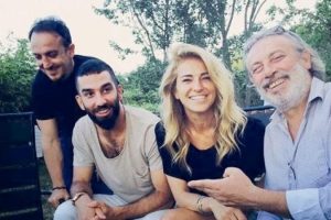 "Ben herkese aşığım"