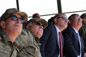 Başbakan Erdoğan Efes Tatbikatı'nı izledi