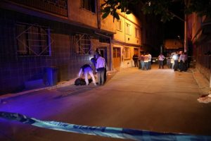 Bursa'da sokak ortasında korkun&ccedil; cinayet!