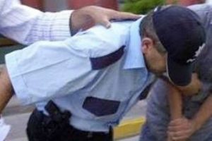 Bursa'da sahte polis yine dolandırdı!