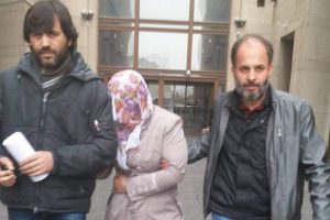 Bursa'da kızını merdaneyle &ouml;ld&uuml;ren annenin g&ouml;zyaşları!