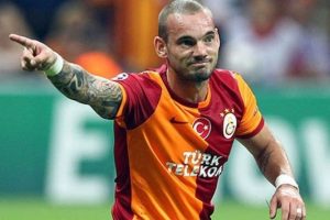 Wesley Sneijder Galatasaray'da kalacak mı?