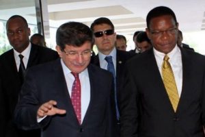Bakan Davutoğlu Tanzanya'da